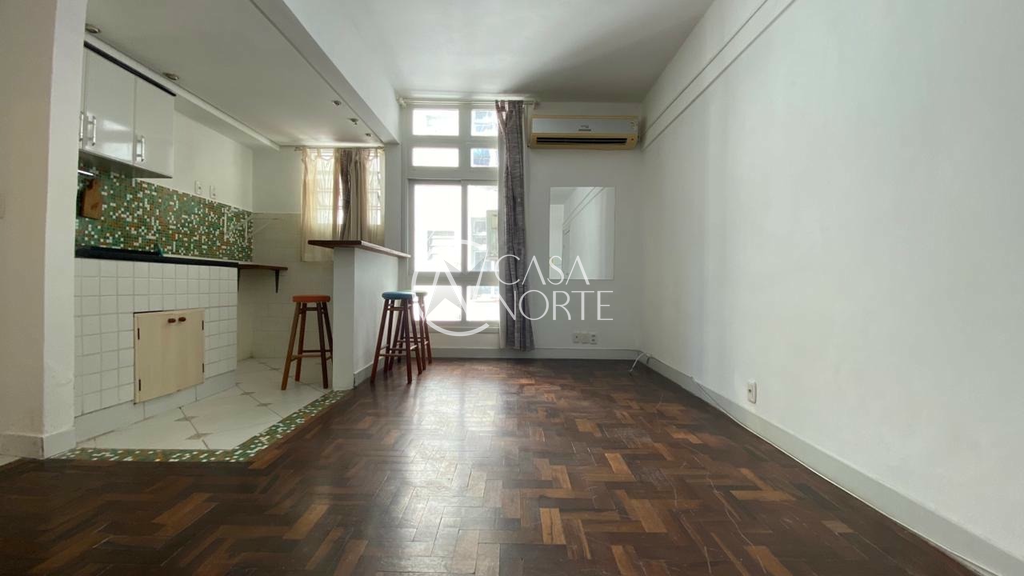 Apartamento à venda com 1 quarto, 27m², Avenida João Pessoa no bairro Centro Histórico em Porto Alegre