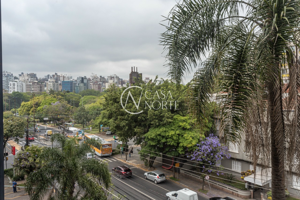 Sala Comercial à venda ou locação , 82m², 1 vaga, Olavo Barreto Viana no bairro Moinhos de Vento em Porto Alegre