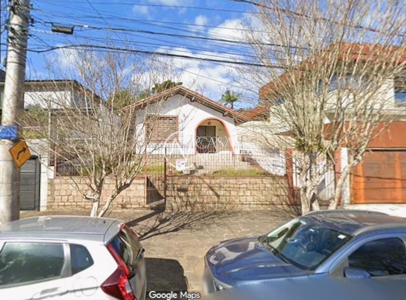 Casa à venda com 2 quartos, 144m², 1 suíte, 3 vagas, Rua João Paetzel no bairro Chácara das Pedras em Porto Alegre
