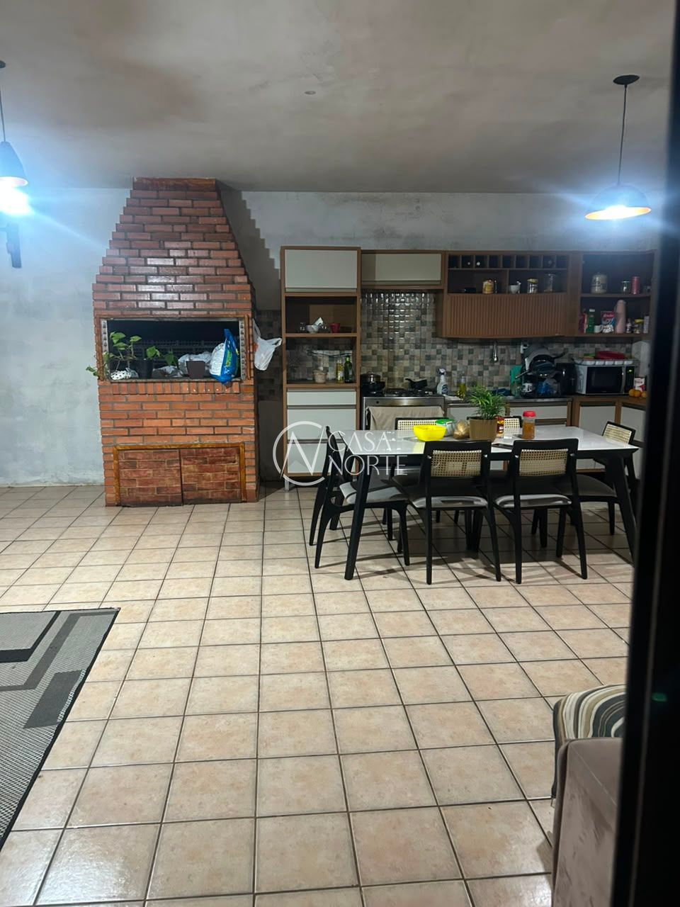 Casa à venda com 3 quartos, 300m², 3 vagas, Rua Theonila Carvalho da Motta no bairro Parque Santa Fé em Porto Alegre