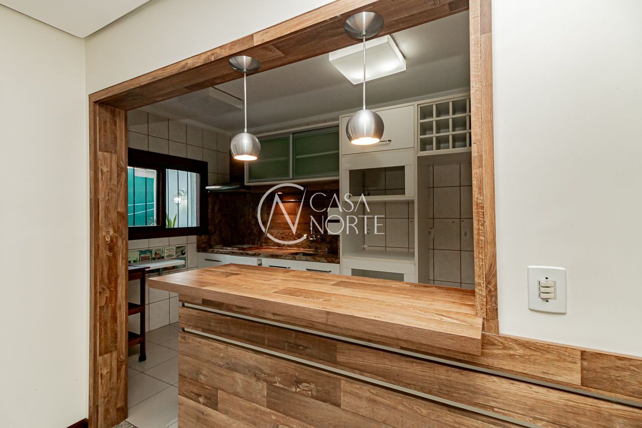 Casa de Condomínio à venda com 3 quartos, 135m², 1 suíte, 1 vaga, Rua Engenheiro Otávio Furtado no bairro Ipanema em Porto Alegre