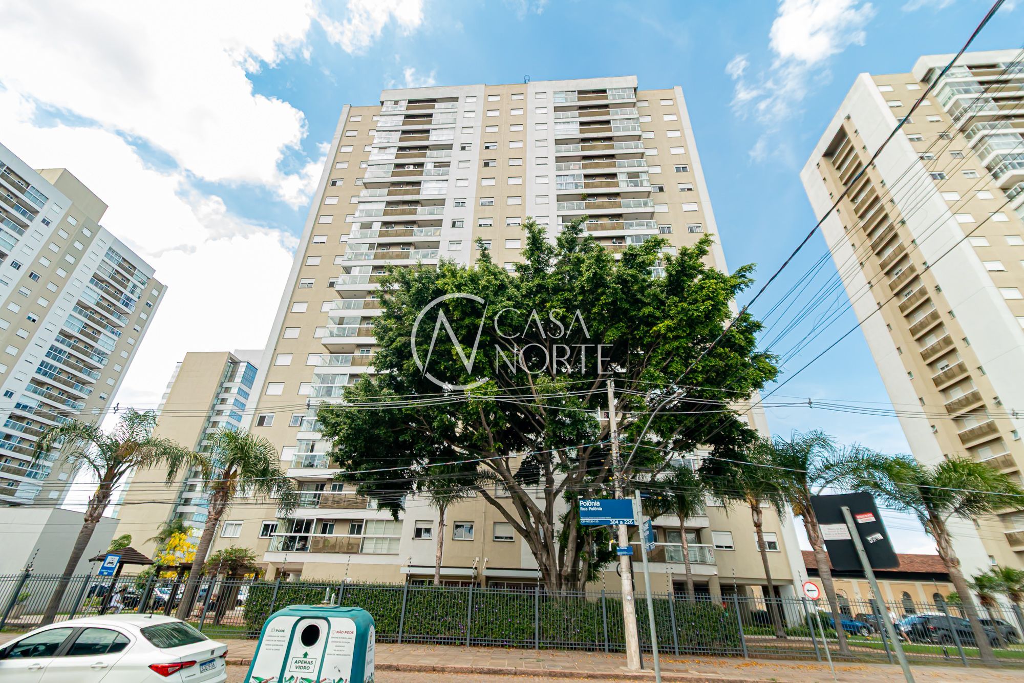 Apartamento à venda com 3 quartos, 82m², 1 suíte, 1 vaga, Avenida Polônia no bairro São Geraldo em Porto Alegre