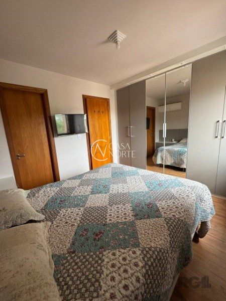 Casa de Condomínio à venda com 2 quartos, 77m², 1 suíte, 2 vagas, Rua Octávio de Souza no bairro Teresópolis em Porto Alegre