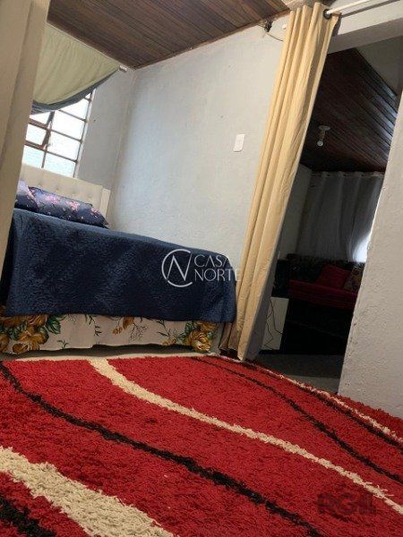 Casa à venda com 2 quartos, 86m², 2 vagas, Rua João José dos Santos no bairro Farrapos em Porto Alegre