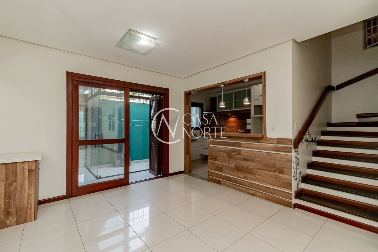 Casa de Condomínio à venda com 3 quartos, 135m², 1 suíte, 1 vaga, Rua Engenheiro Otávio Furtado no bairro Ipanema em Porto Alegre