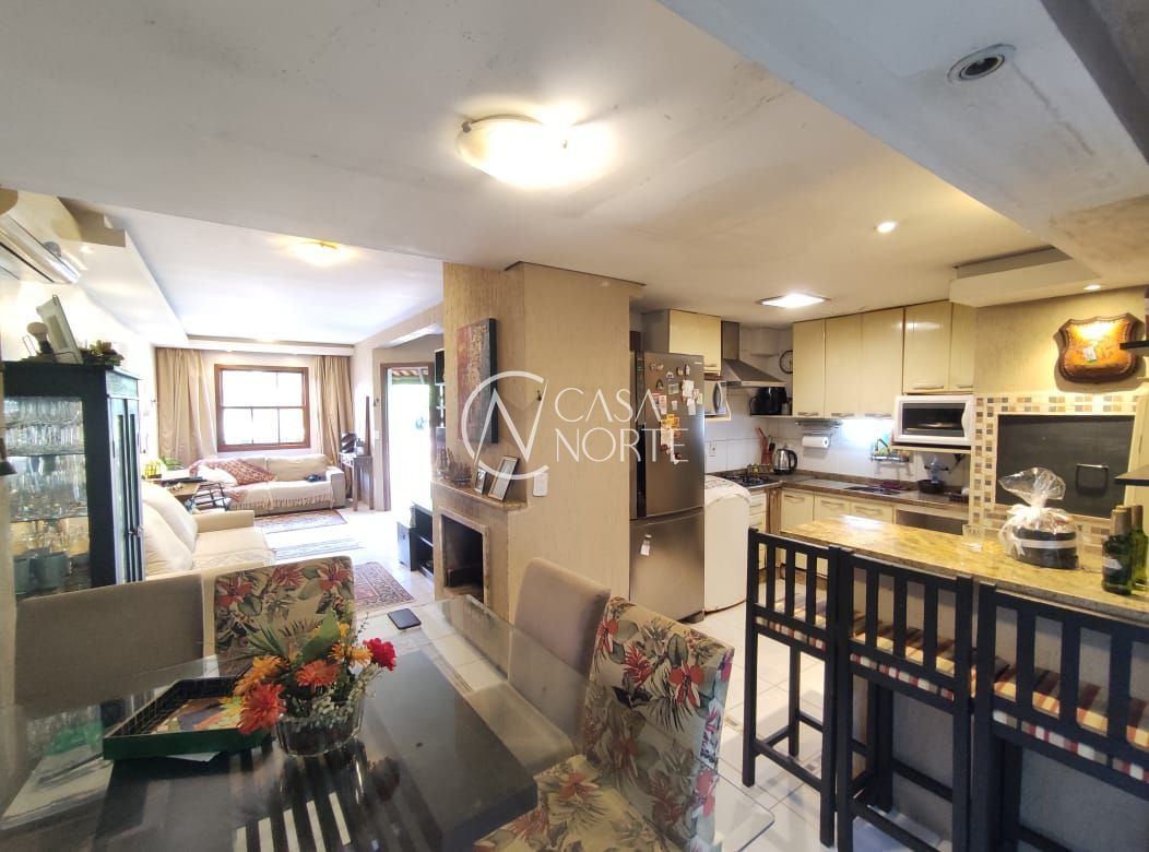 Casa de Condomínio à venda com 2 quartos, 68m², 1 vaga, Rua Dolores Duran no bairro Lomba do Pinheiro em Porto Alegre