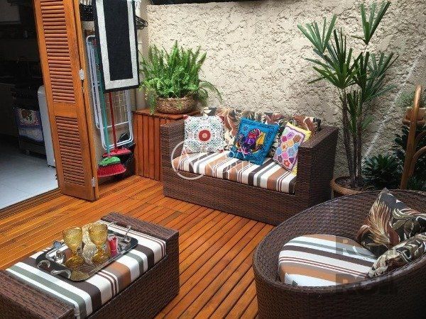 Casa de Condomínio à venda com 2 quartos, 77m², 1 suíte, 1 vaga, Rua Octavio de Souza no bairro Teresópolis em Porto Alegre