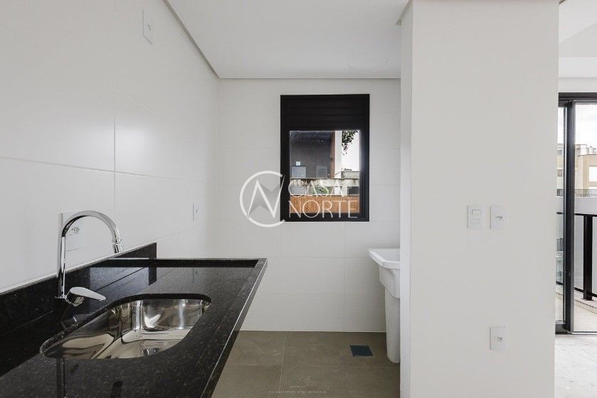 Apartamento à venda com 2 quartos, 70m², 1 suíte, 1 vaga, Lageado no bairro Petrópolis em Porto Alegre