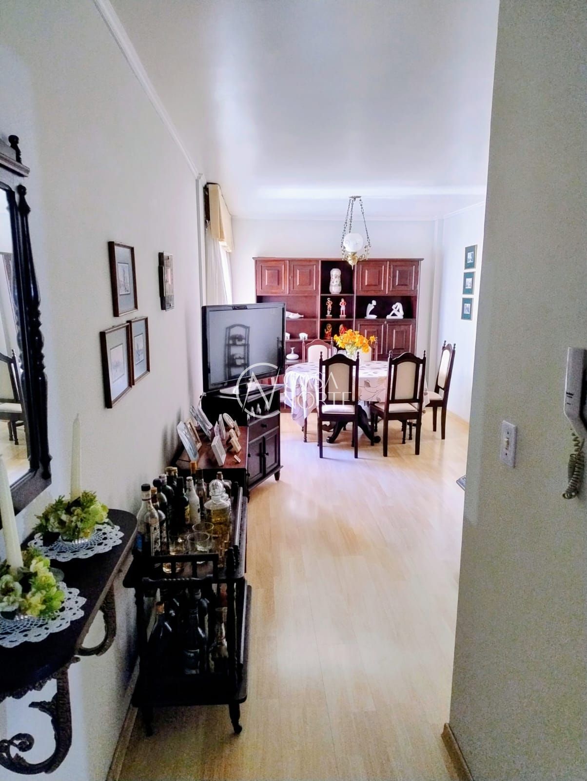 Apartamento à venda com 4 quartos, 114m², 1 suíte, 1 vaga, Rua Adão Baino no bairro Cristo Redentor em Porto Alegre