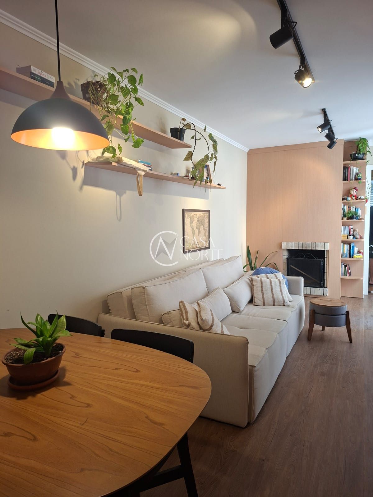 Apartamento à venda com 2 quartos, 70m², Rua São Francisco no bairro Santana em Porto Alegre