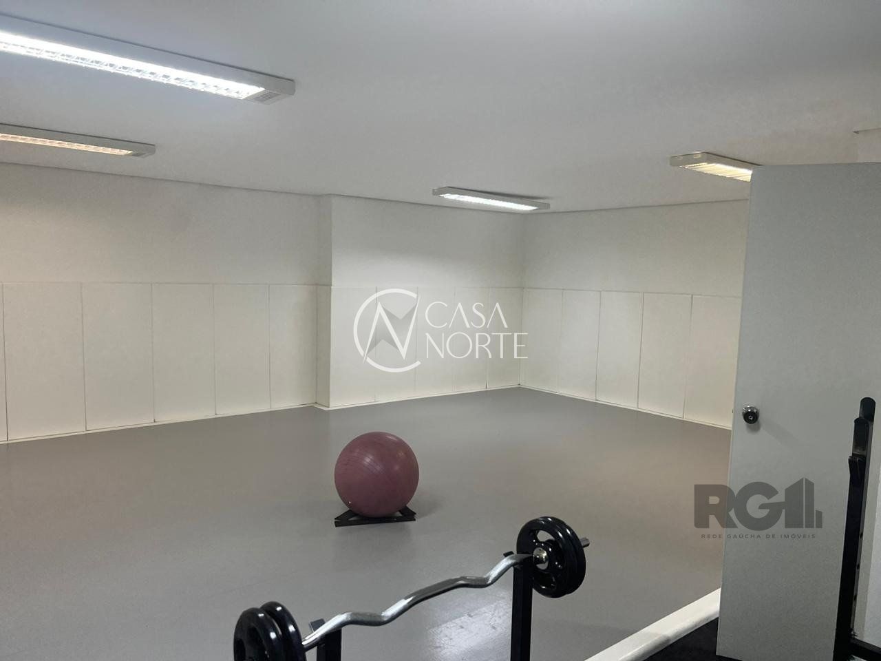 Loja à venda , 55m², Avenida Independência no bairro Independência em Porto Alegre