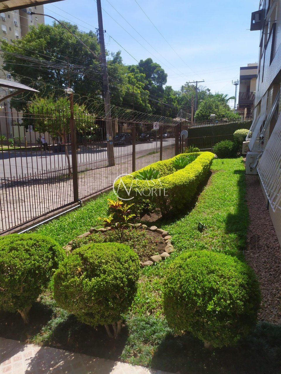 Apartamento à venda com 2 quartos, 68m², 1 vaga, Rua Portuguesa no bairro Partenon em Porto Alegre