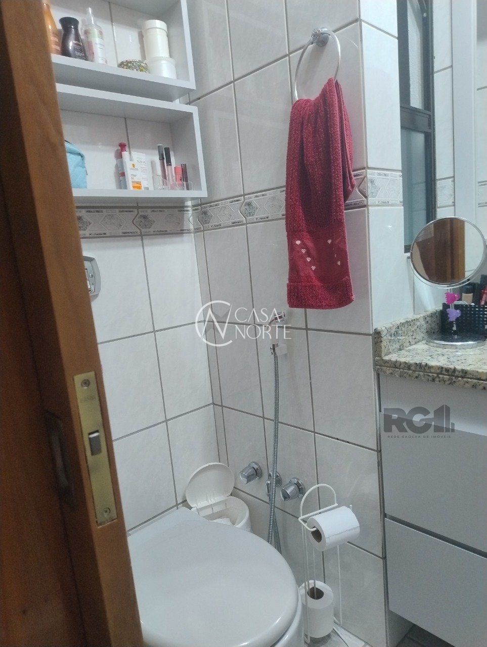 Apartamento à venda com 3 quartos, 72m², 1 suíte, 2 vagas, Rua Gonçalves Dias no bairro Menino Deus em Porto Alegre