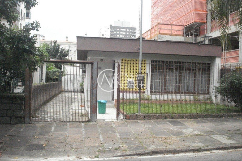 Terreno à venda  com 359m², Rua Portugal no bairro São João em Porto Alegre