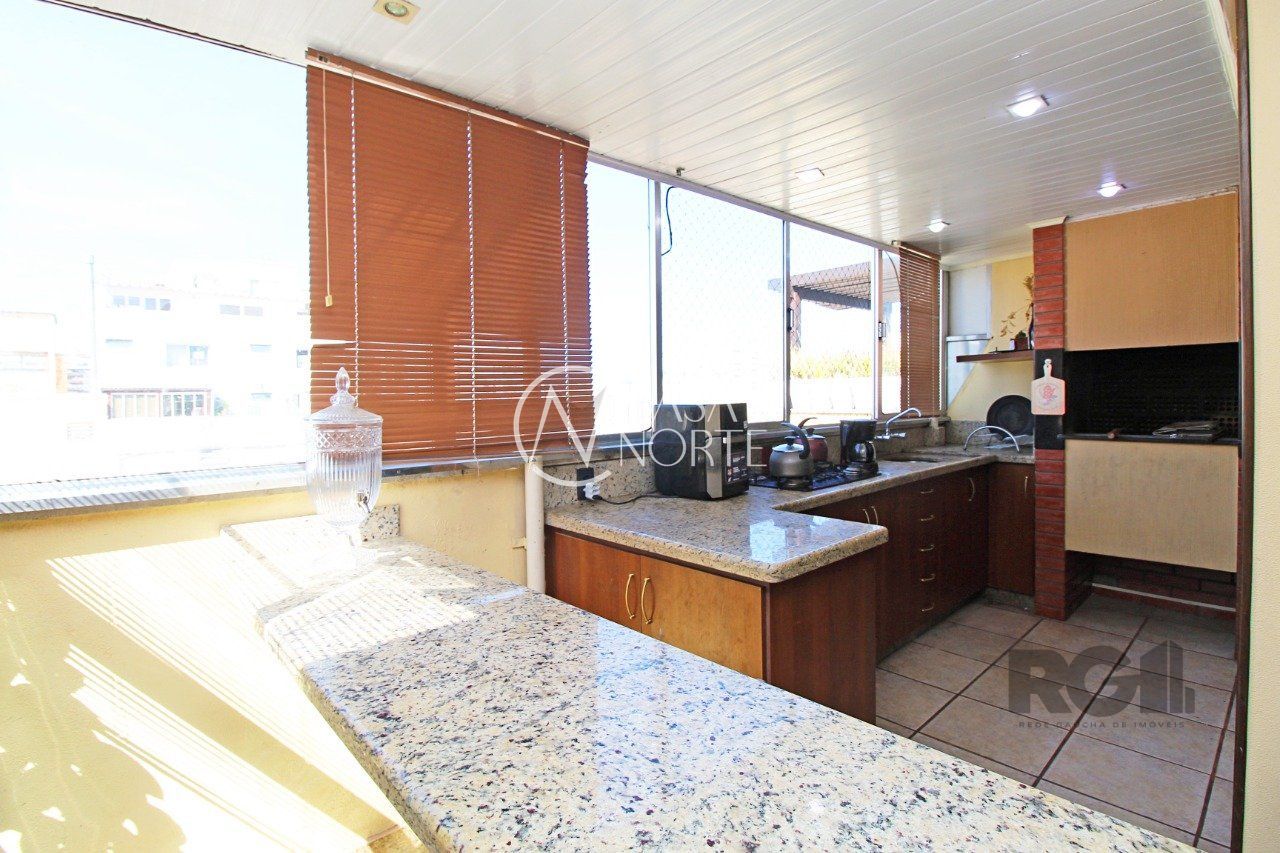 Cobertura à venda com 2 quartos, 119m², 1 suíte, 1 vaga, Rua Sofia Veloso no bairro Cidade Baixa em Porto Alegre