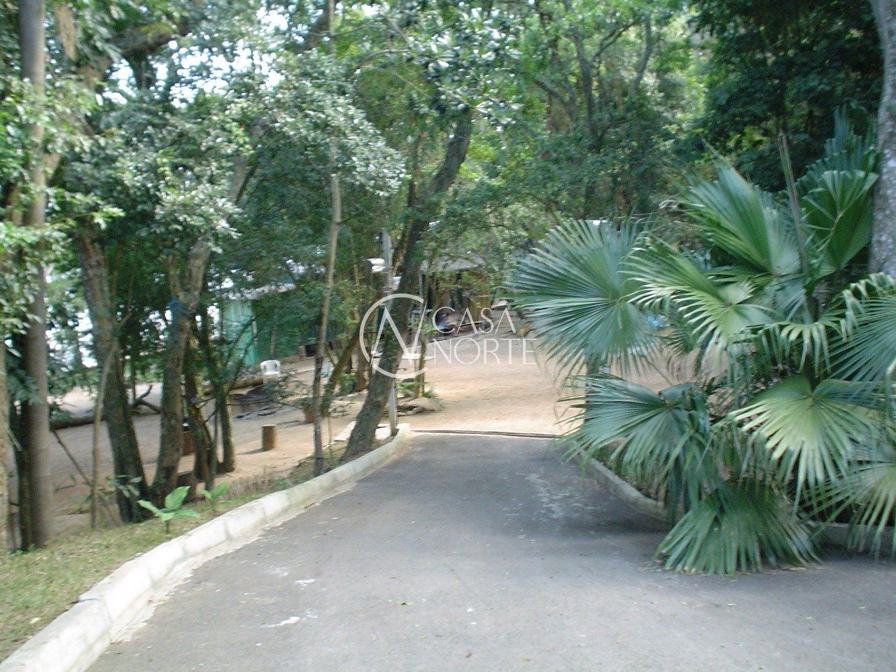 Sítio à venda , 12919m², 6 vagas, Estrada Retiro da Ponta Grossa no bairro Ponta Grossa em Porto Alegre