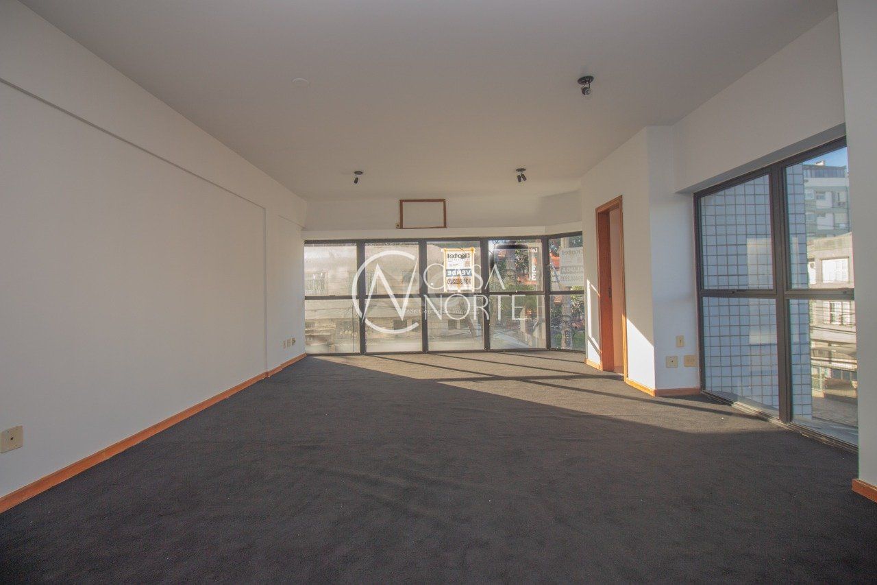 Sala Comercial à venda com 1 quarto, 48m², 2 vagas, Avenida Taquara no bairro Petrópolis em Porto Alegre