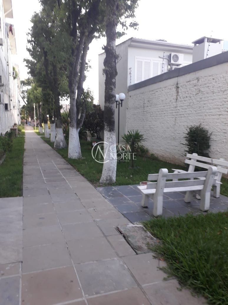 Apartamento à venda com 2 quartos, 46m², 1 vaga, Rua Gorki no bairro Cavalhada em Porto Alegre