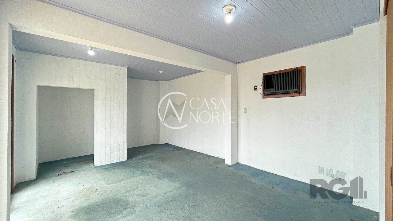 Cobertura à venda com 1 quarto, 70m², 1 vaga, Avenida Independência no bairro Independência em Porto Alegre