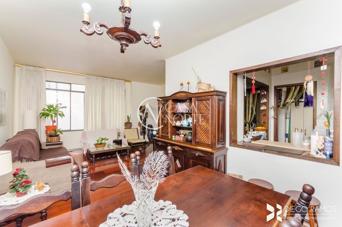 Apartamento à venda com 3 quartos, 91m², 1 suíte, Rua Jacinto Gomes no bairro Santana em Porto Alegre