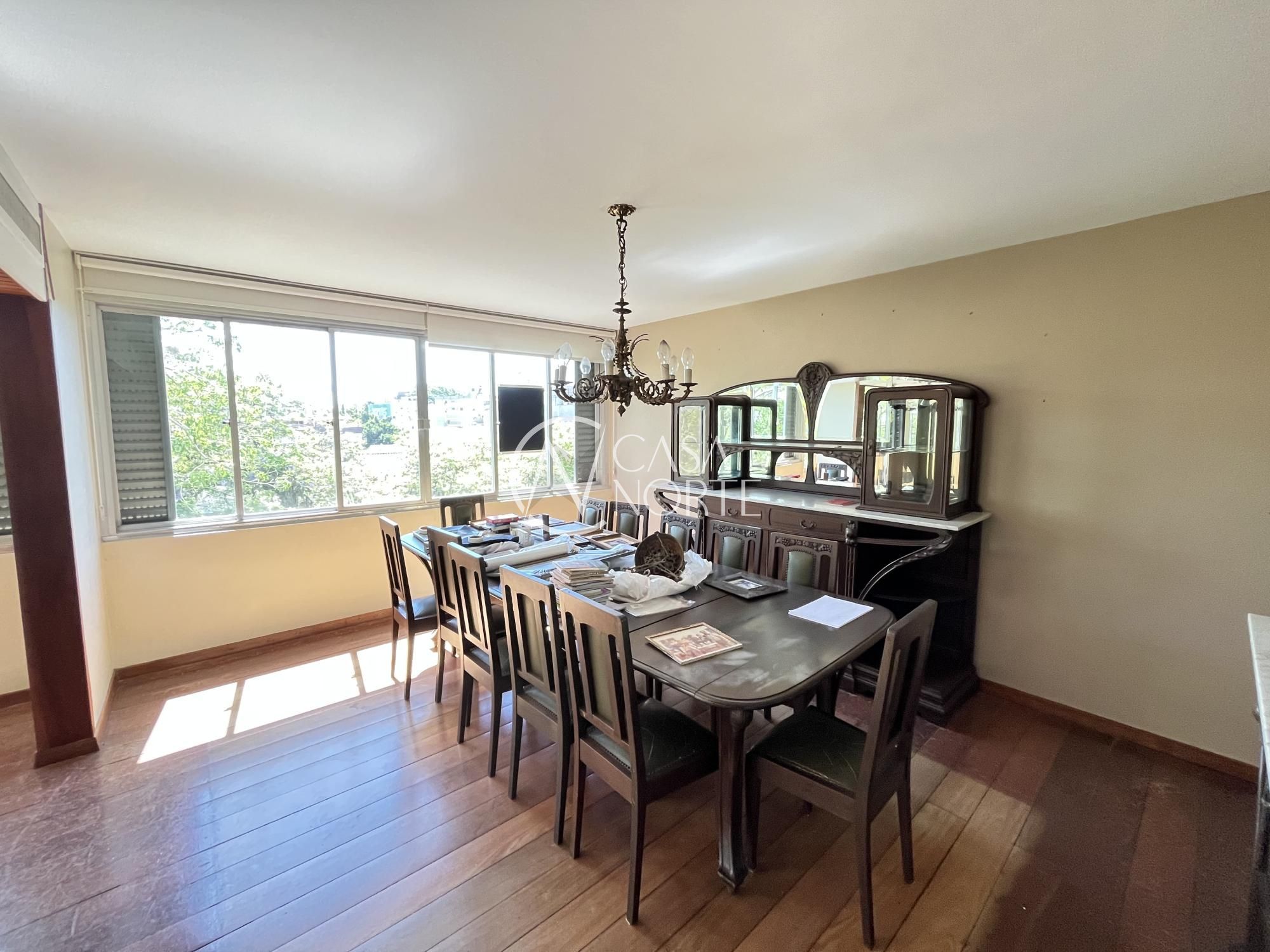 Apartamento à venda com 3 quartos, 209m², 1 suíte, 2 vagas, Rua Comendador Rheingantz no bairro Auxiliadora em Porto Alegre