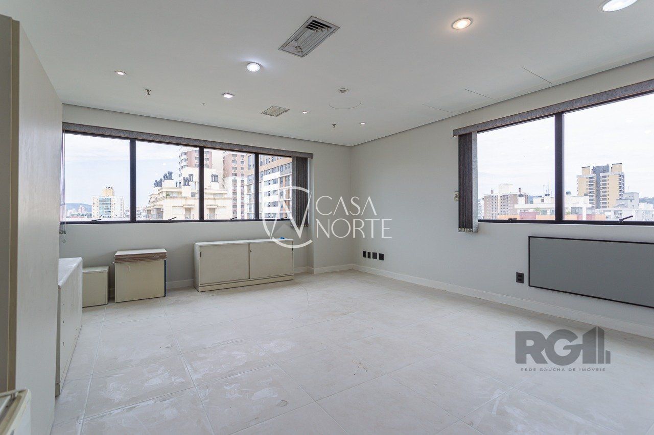 Sala Comercial à venda , 34m², 1 vaga, Avenida Getúlio Vargas no bairro Menino Deus em Porto Alegre