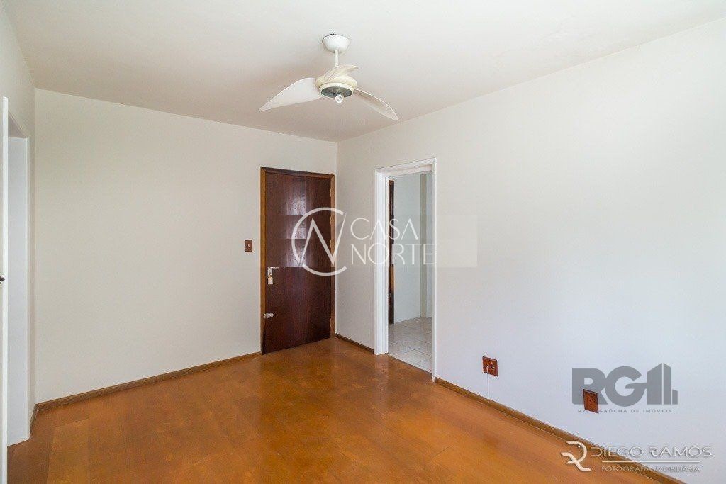 Apartamento à venda com 2 quartos, 72m², 2 vagas, Avenida Bagé no bairro Petrópolis em Porto Alegre