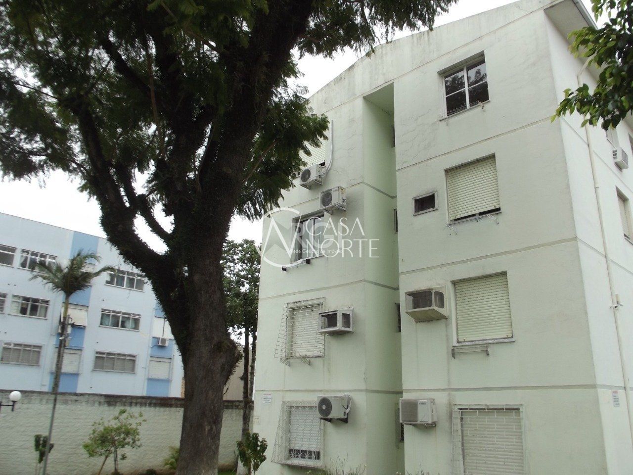 Apartamento à venda com 2 quartos, 46m², 1 vaga, Rua Gorki no bairro Cavalhada em Porto Alegre