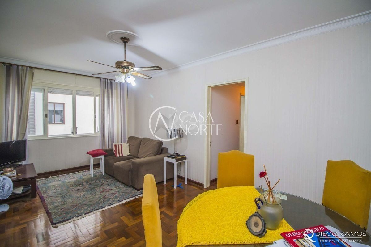 Apartamento à venda com 3 quartos, 96m², 1 vaga, Avenida Getúlio Vargas no bairro Menino Deus em Porto Alegre