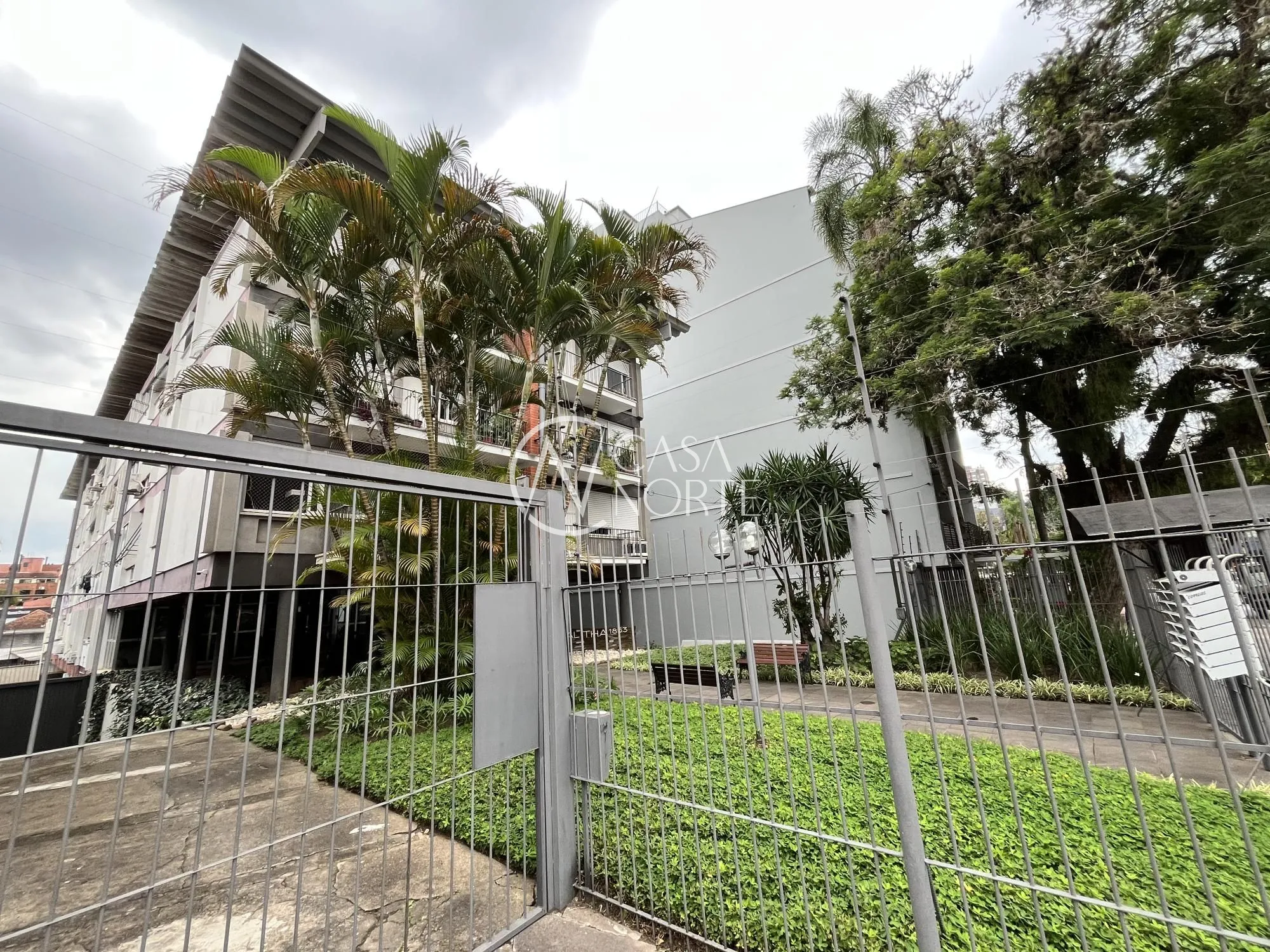 Apartamento à venda com 3 quartos, 92m², 1 vaga, Avenida Coronel Lucas de Oliveira no bairro Bela Vista em Porto Alegre