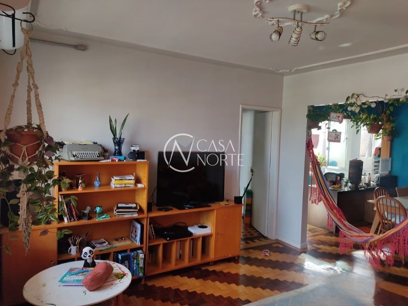Apartamento à venda com 3 quartos, 100m², 1 vaga, Avenida Carlos Gomes no bairro Boa Vista em Porto Alegre