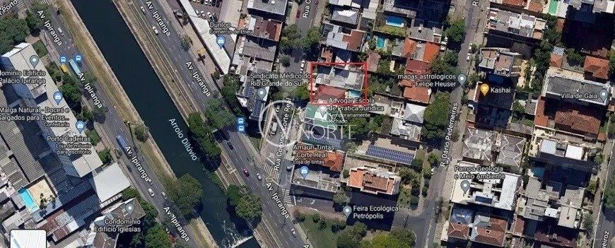 Casa à venda com 4 quartos, 660m², Rua Coronel Corte Real no bairro Petrópolis em Porto Alegre