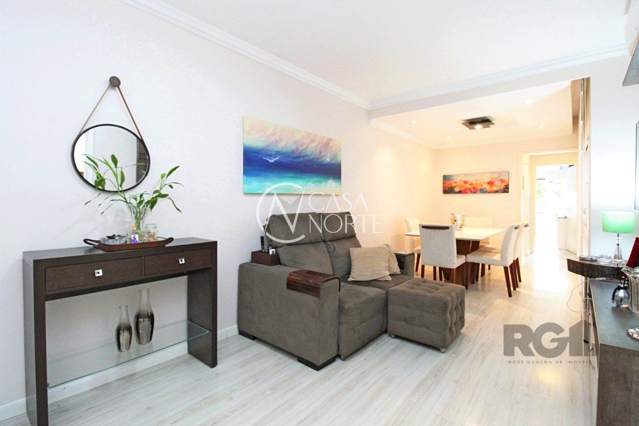 Apartamento à venda com 2 quartos, 84m², 1 suíte, Rua Felipe Camarao no bairro Rio Branco em Porto Alegre