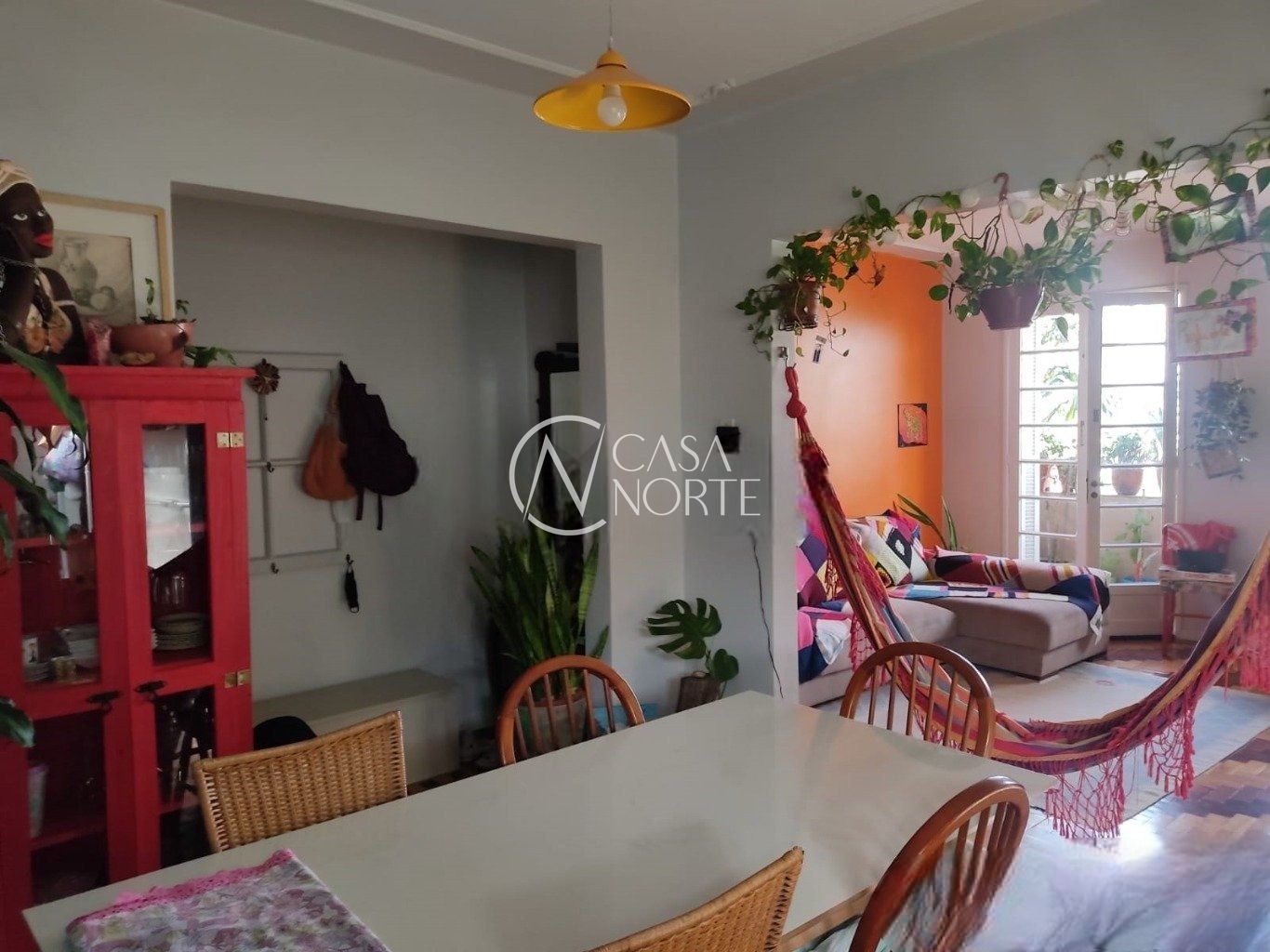 Apartamento à venda com 3 quartos, 100m², 1 vaga, Avenida Carlos Gomes no bairro Boa Vista em Porto Alegre
