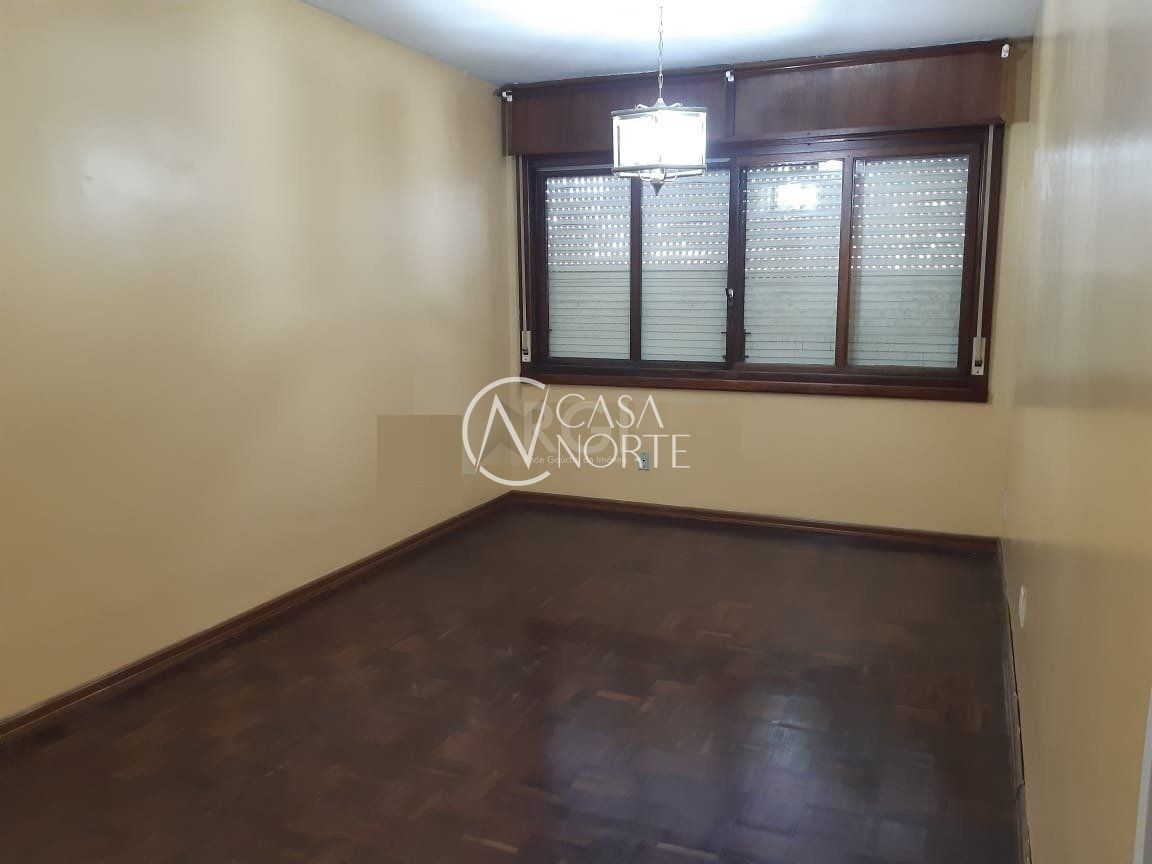 Apartamento à venda com 3 quartos, 115m², 1 suíte, 1 vaga, Avenida Protásio Alves no bairro Petrópolis em Porto Alegre