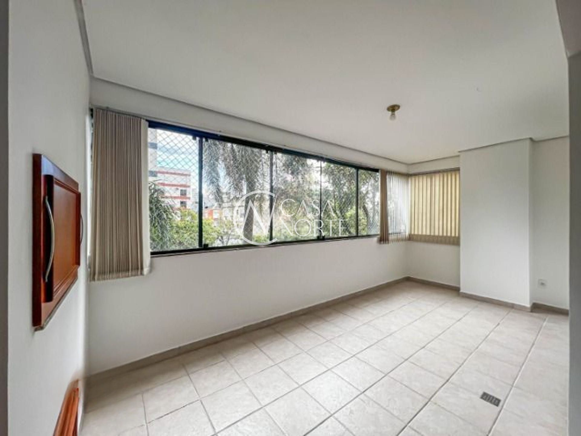 Apartamento à venda com 3 quartos, 103m², 1 suíte, 1 vaga, Visconde do Herval no bairro Menino Deus em Porto Alegre