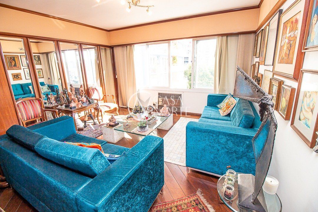 Apartamento à venda com 3 quartos, 108m², 1 vaga, Rua Vinte e Quatro de Outubro no bairro Moinhos de Vento em Porto Alegre