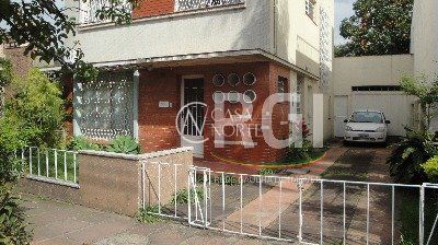 Casa à venda com 3 quartos, 125m², 5 vagas, Rua Augusto Melecchi no bairro Menino Deus em Porto Alegre