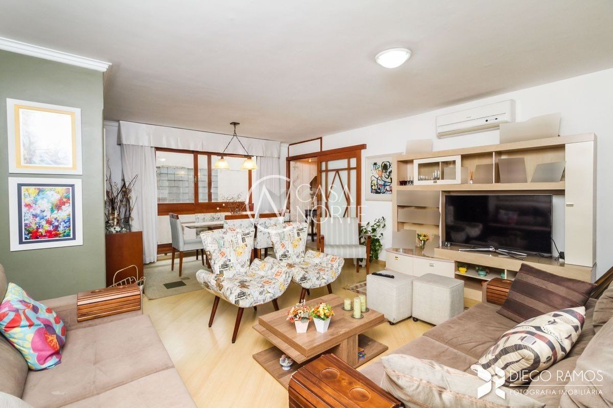 Apartamento à venda com 3 quartos, 111m², 1 suíte, 2 vagas, Rua Silveiro no bairro Menino Deus em Porto Alegre