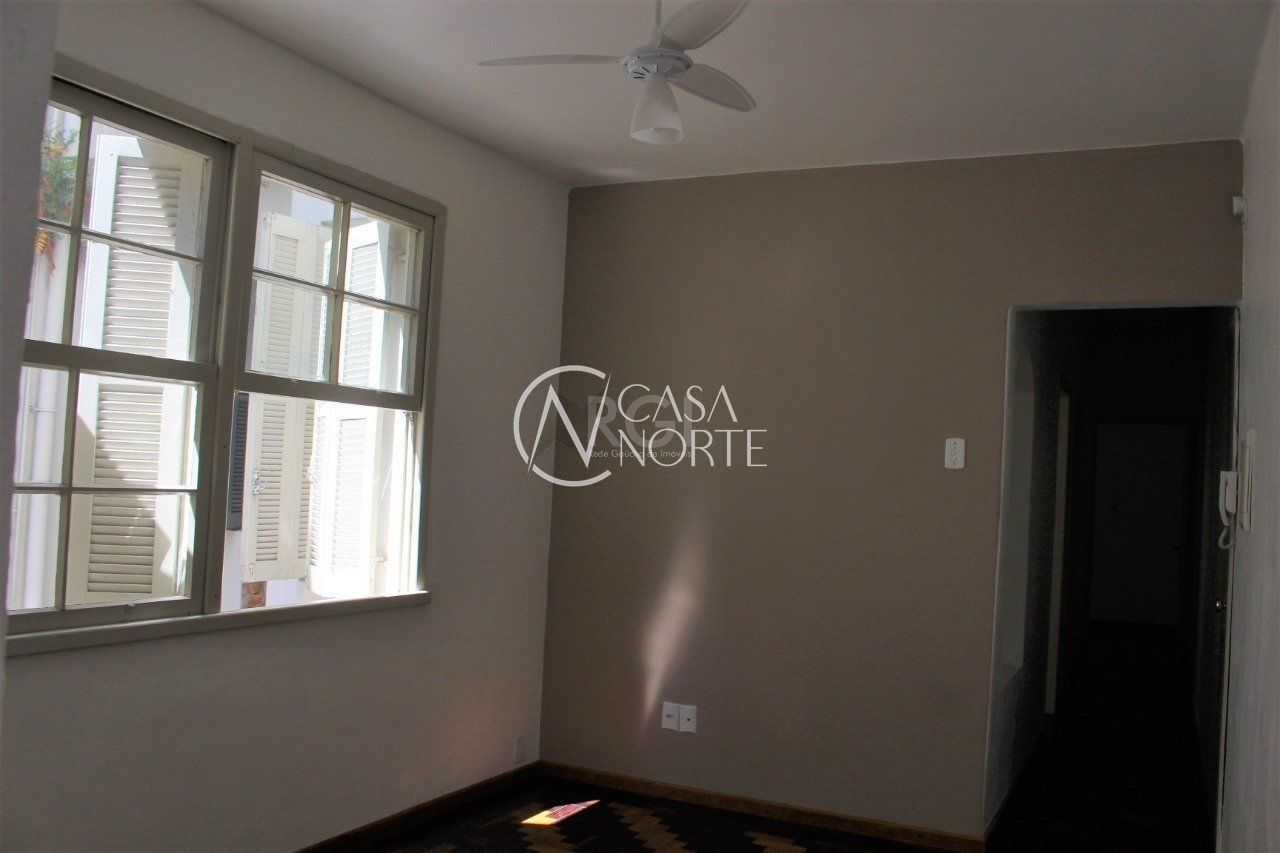 Apartamento à venda com 2 quartos, 56m², Avenida da Azenha no bairro Azenha em Porto Alegre