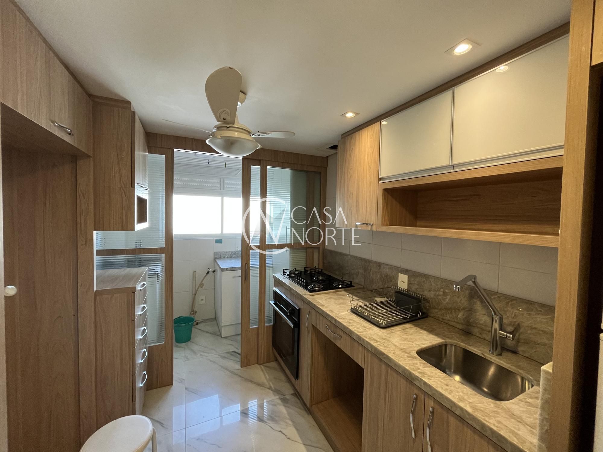 Apartamento à venda com 3 quartos, 103m², 1 suíte, 3 vagas, Rua Mata Bacelar no bairro Auxiliadora em Porto Alegre