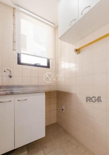 Sala Comercial à venda com 1 quarto, 37m², Avenida Taquara no bairro Petrópolis em Porto Alegre