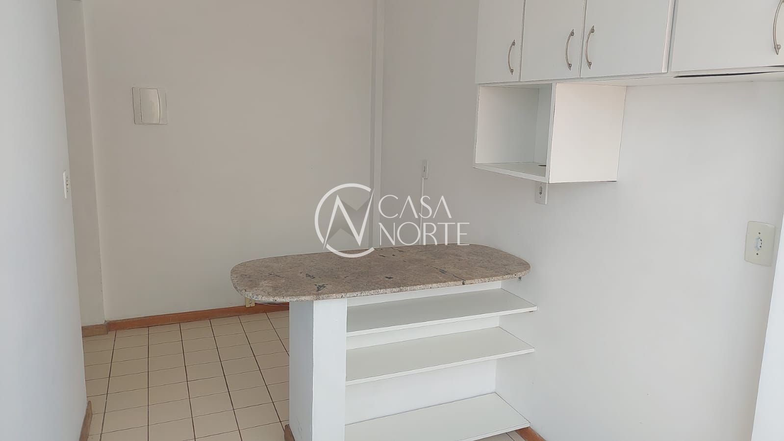 Apartamento à venda com 1 quarto, 33m², Rua Comendador Azevedo no bairro Floresta em Porto Alegre