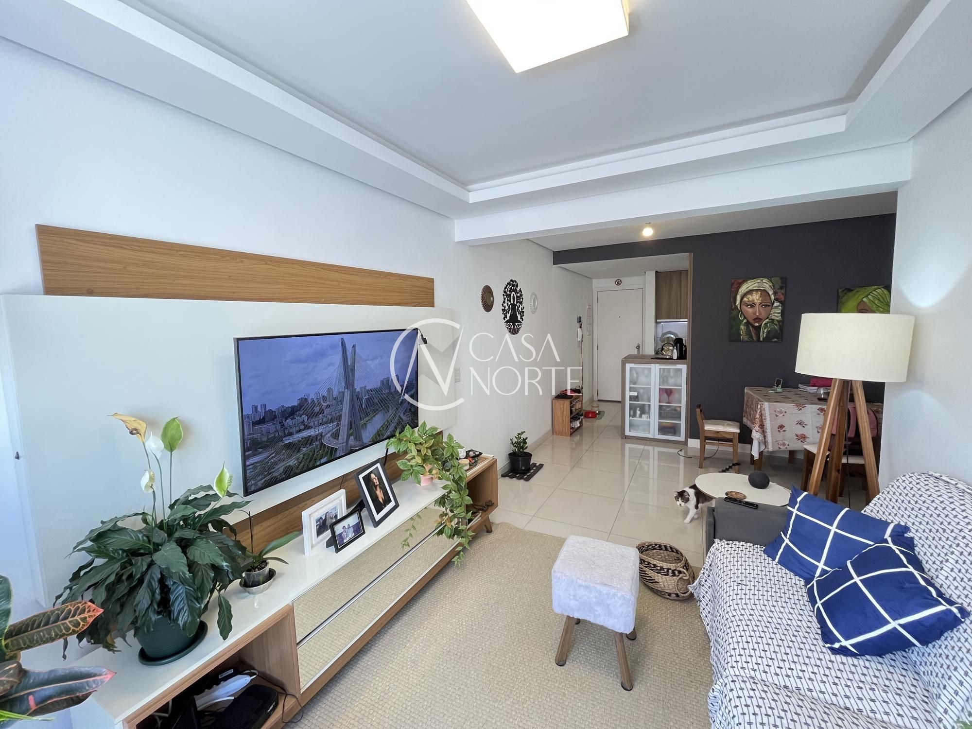 Apartamento à venda com 2 quartos, 65m², 1 suíte, 1 vaga, Rua Domingos Crescêncio no bairro Santana em Porto Alegre