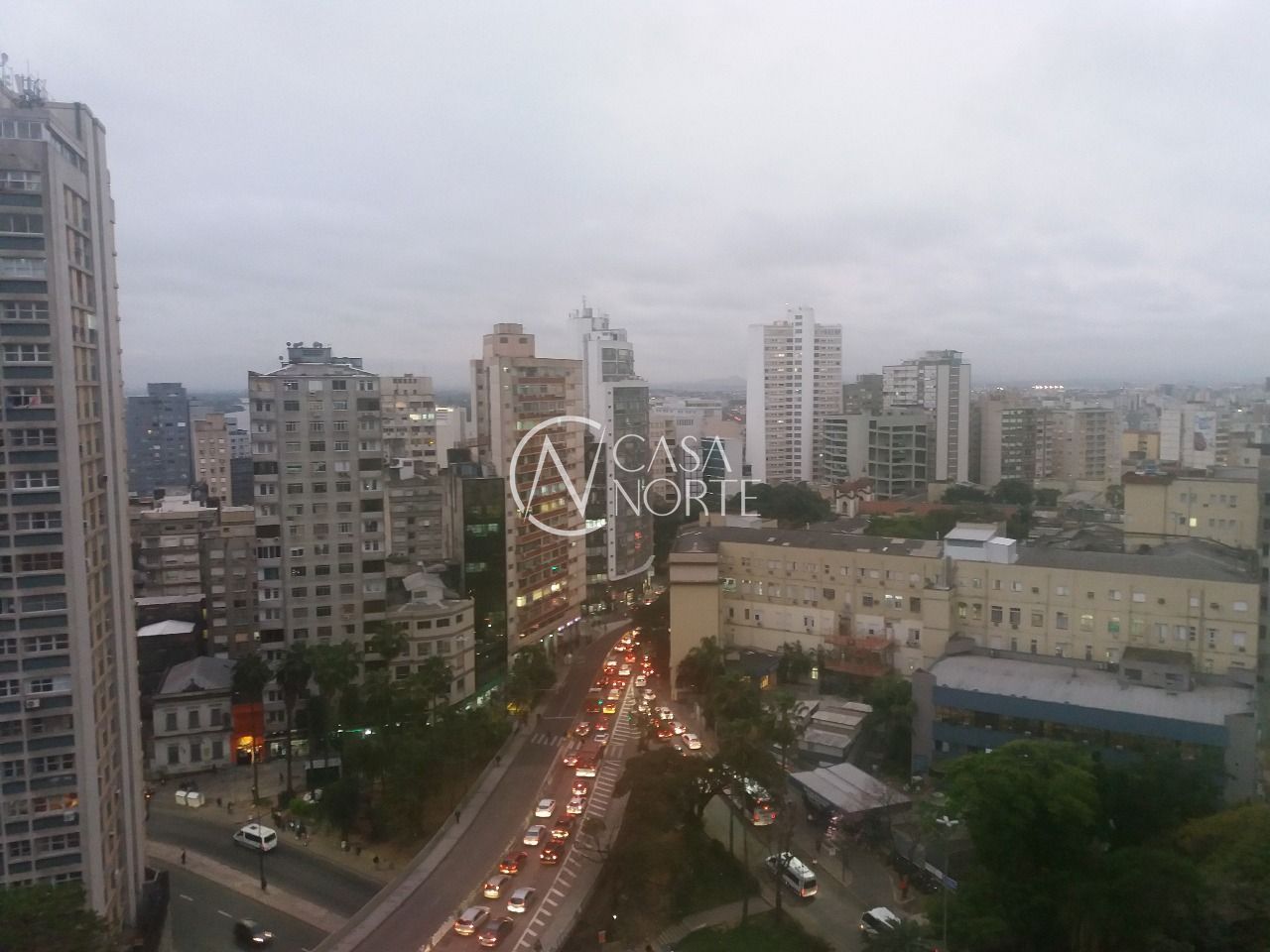 Apartamento à venda com 1 quarto, 30m², 1 vaga, Rua Duque de Caxias no bairro Centro Histórico em Porto Alegre