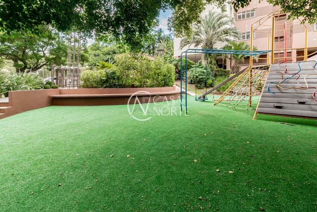 Apartamento à venda com 3 quartos, 96m², 1 suíte, 1 vaga, Avenida General Barreto Viana no bairro Chácara das Pedras em Porto Alegre