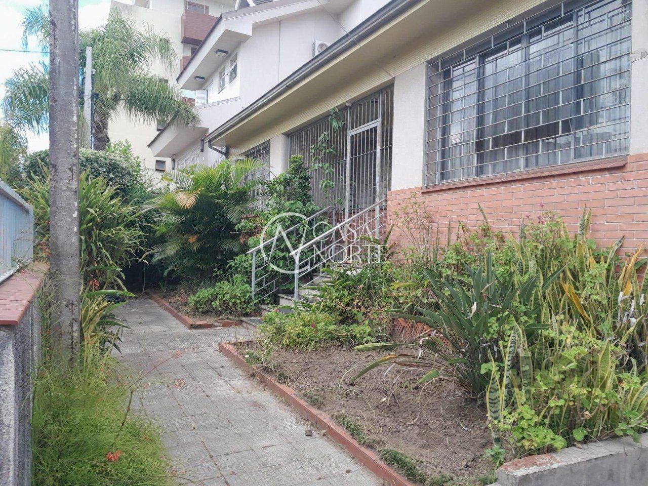 Casa à venda , 320m², Rua São Francisco no bairro Santana em Porto Alegre