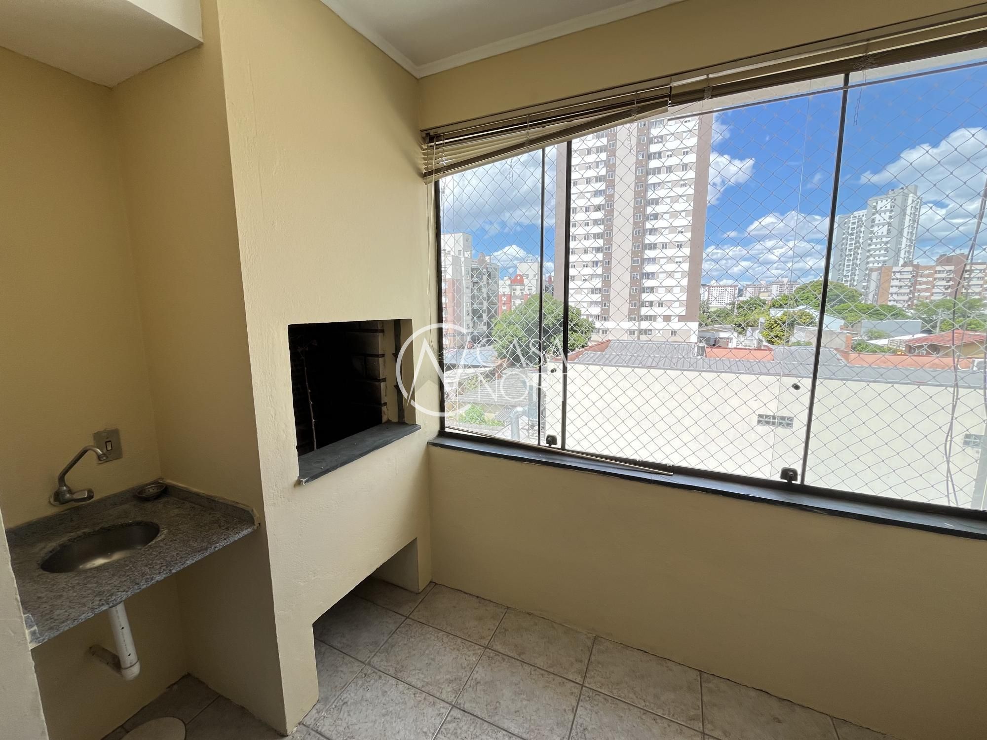 Apartamento à venda com 2 quartos, 71m², 1 vaga, Rua Professor Cristiano Fischer no bairro Bom Jesus em Porto Alegre