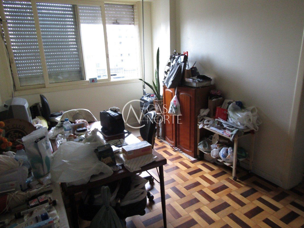 Apartamento à venda com 3 quartos, 82m², 1 suíte, 1 vaga, Rua Coronel Vicente no bairro Centro Histórico em Porto Alegre