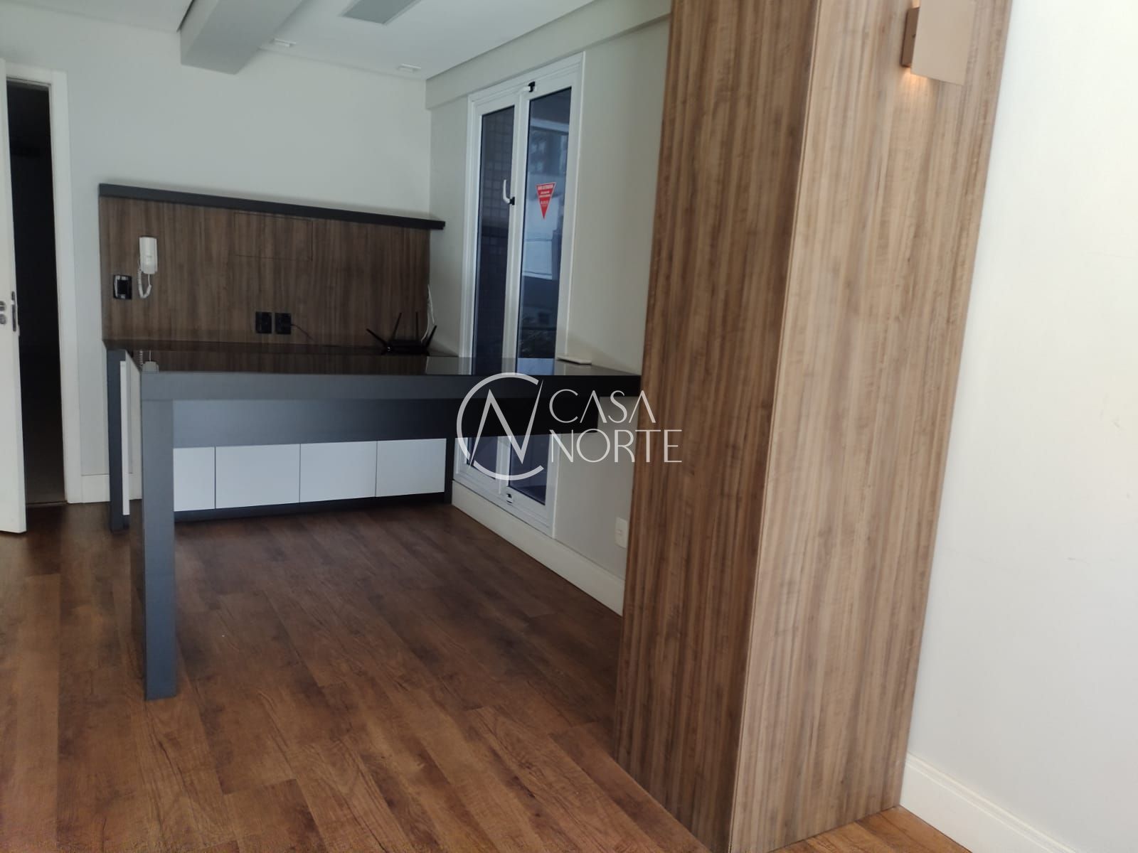 Sala Comercial à venda com 1 quarto, 35m², 2 vagas, Rua Felipe Neri no bairro Auxiliadora em Porto Alegre